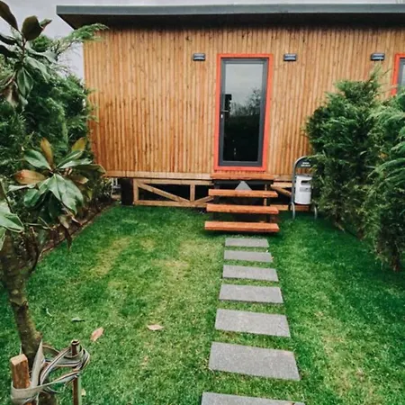 Hotell Pamera Garden